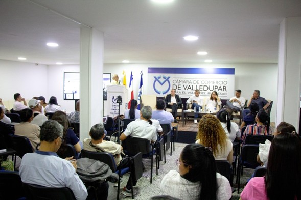 “Estamos transformando la economía popular y consolidándola como el motor de Colombia”: ministro Sanguino