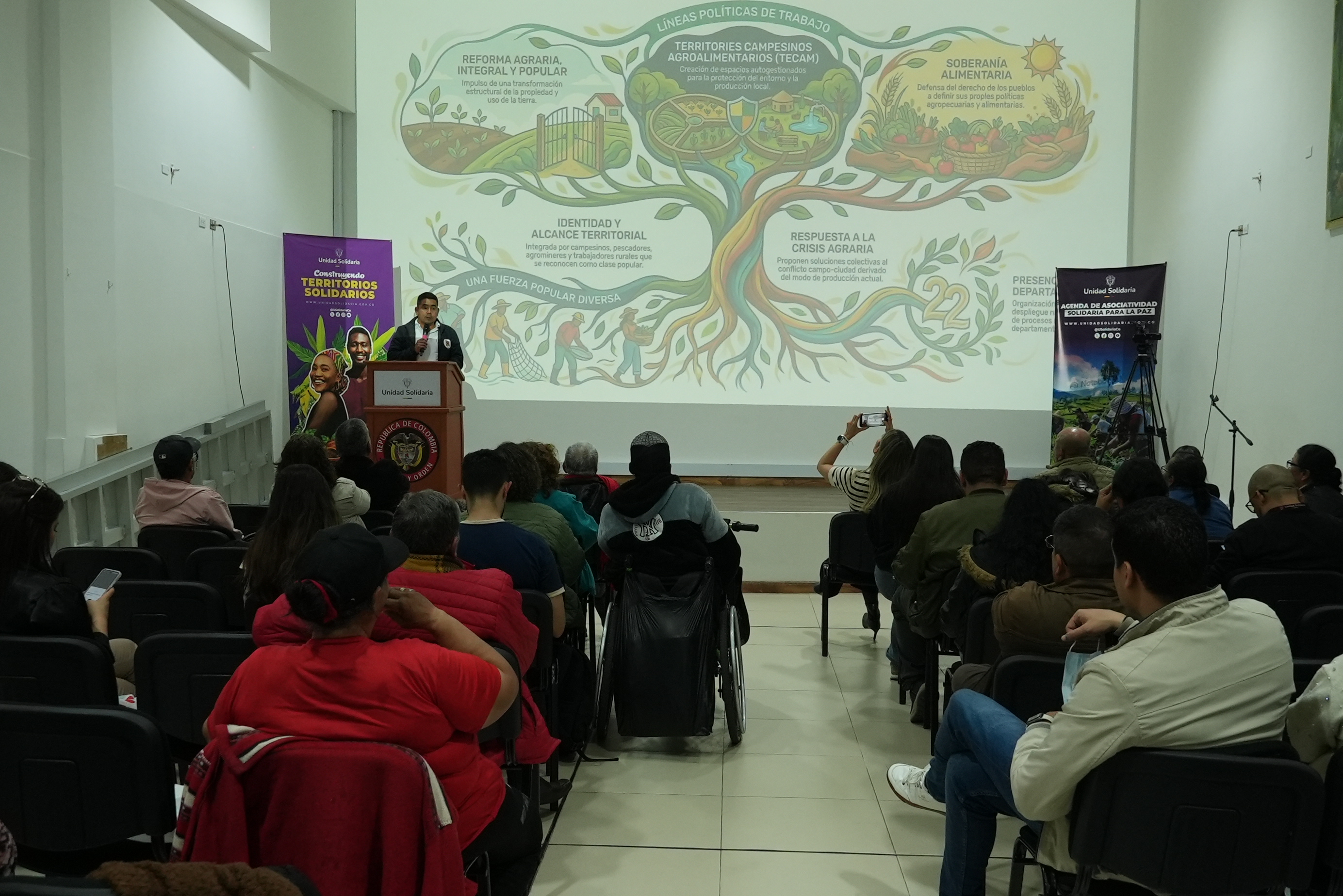 La Reforma Agraria, en el centro del diálogo de la Escuela Solidaria “Tejido Solidario”