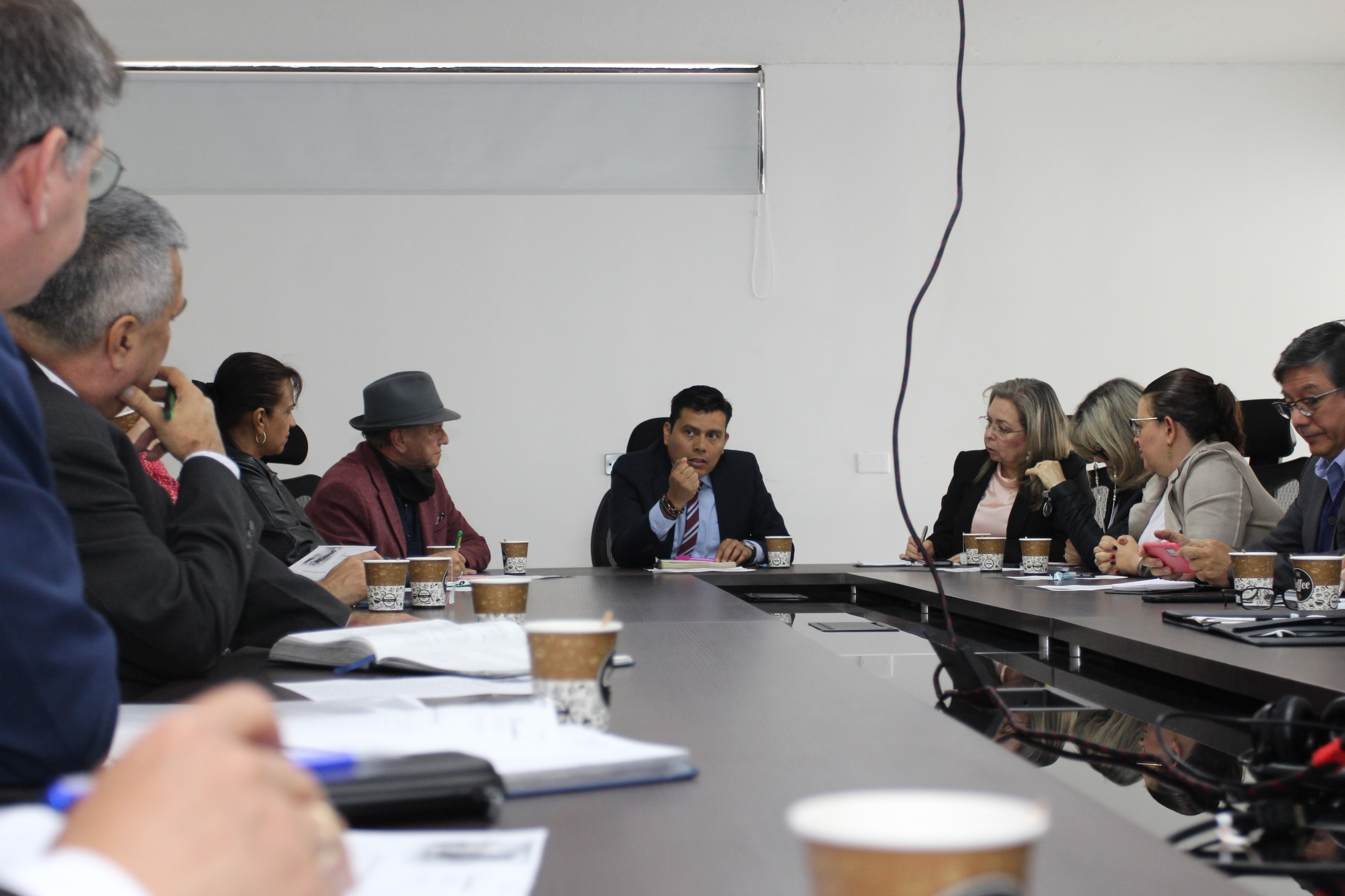La UAEOS lideró el primer encuentro con gremios del sector solidario para realizar una reformación legislativa