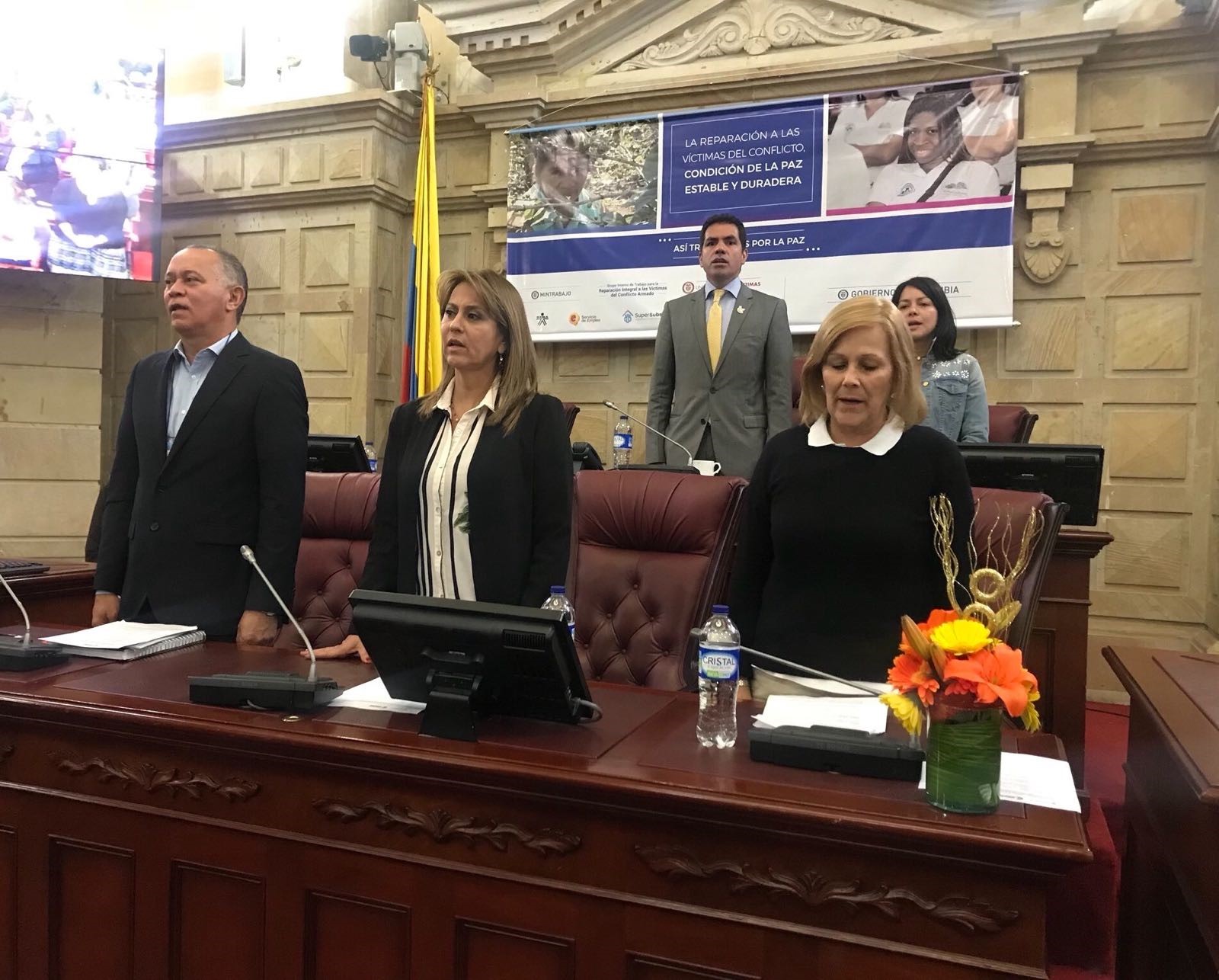 Así estamos trabajando Así estamos trabajando