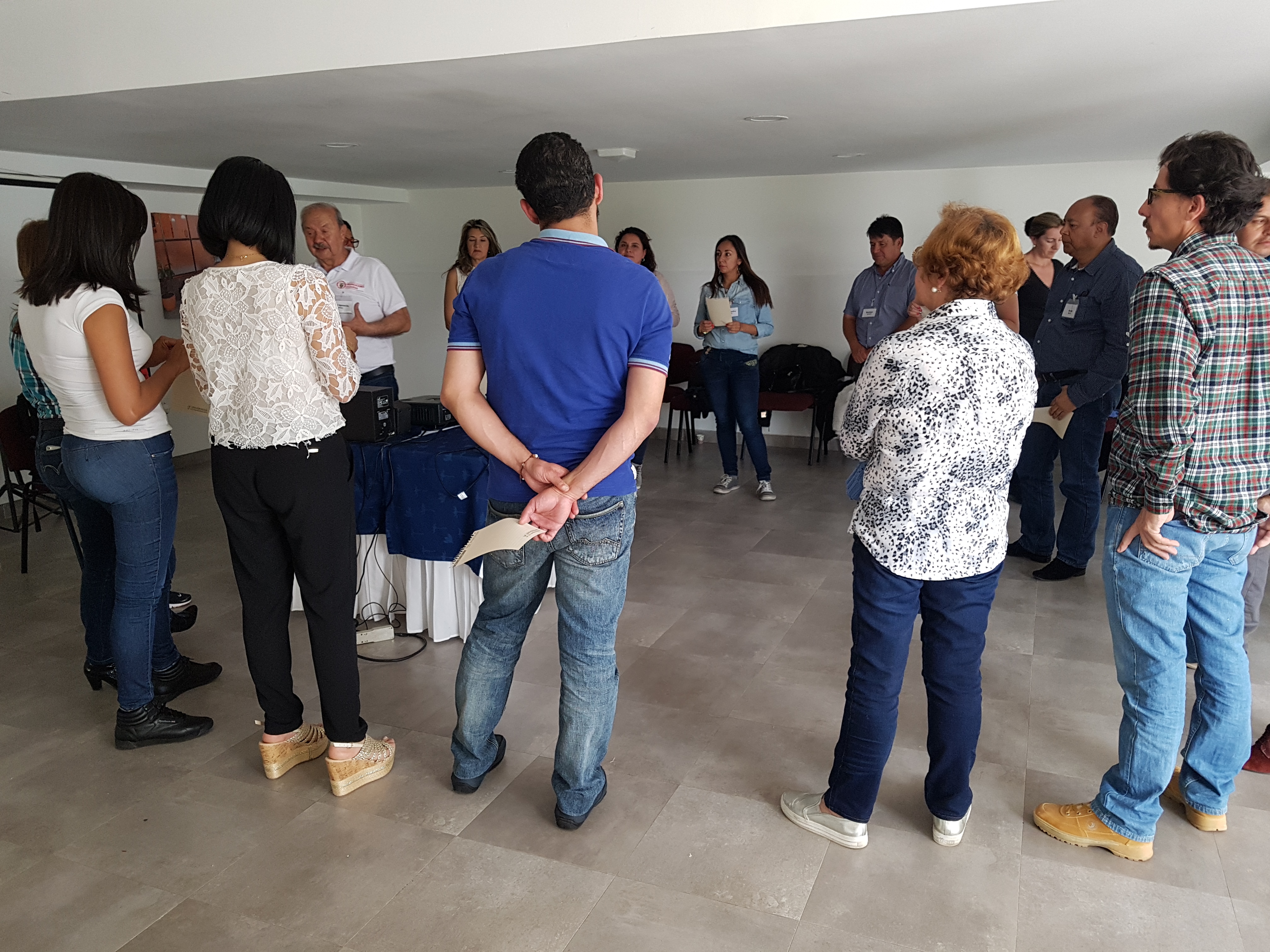 funcionarios de Organizaciones Solidarias