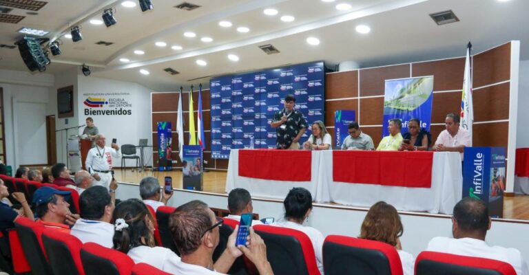 Alianza estratégica para fortalecer la libertad de prensa en Colombia Alianza estratégica para fortalecer la libertad de prensa en Colombia