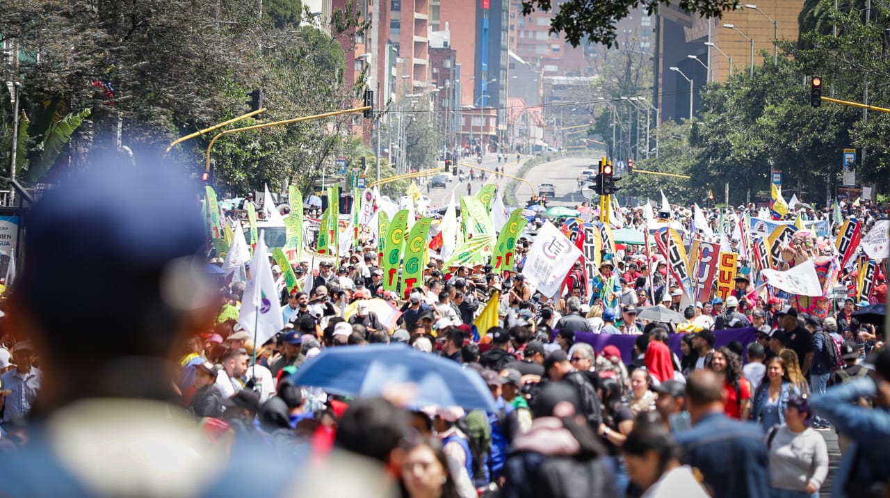 Organizaciones sociales convocan movilizaciones por las víctimas y en defensa de las reformas sociales Organizaciones sociales convocan movilizaciones por las víctimas y en defensa de las reformas sociales