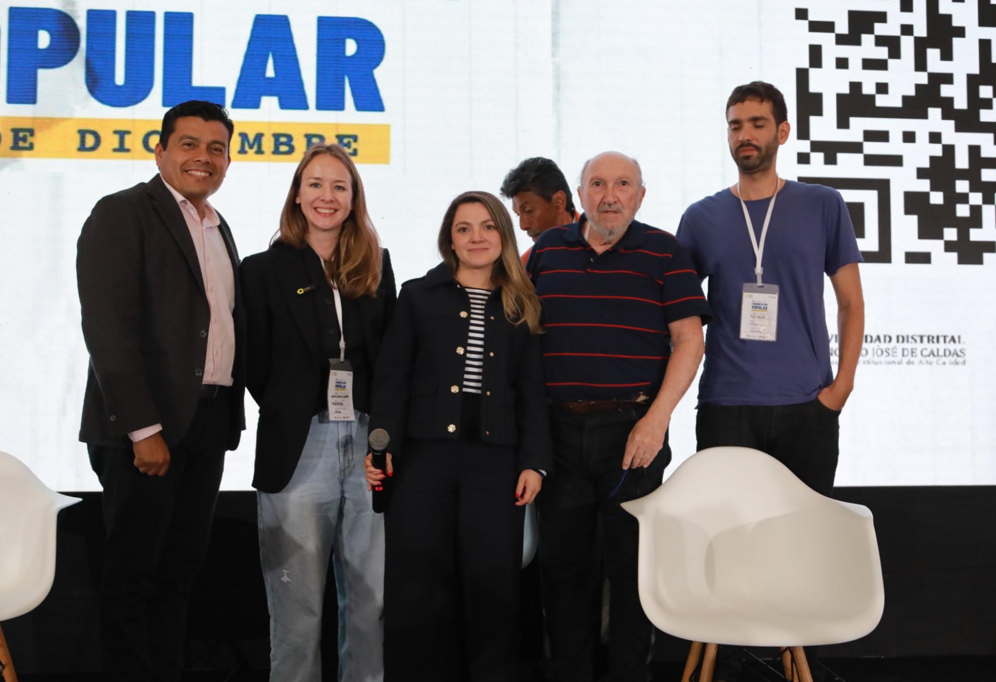 Presidencia y MINTIC lideraron el primer Congreso de Comunicación Popular Presidencia y MINTIC lideraron el primer Congreso de Comunicación Popular