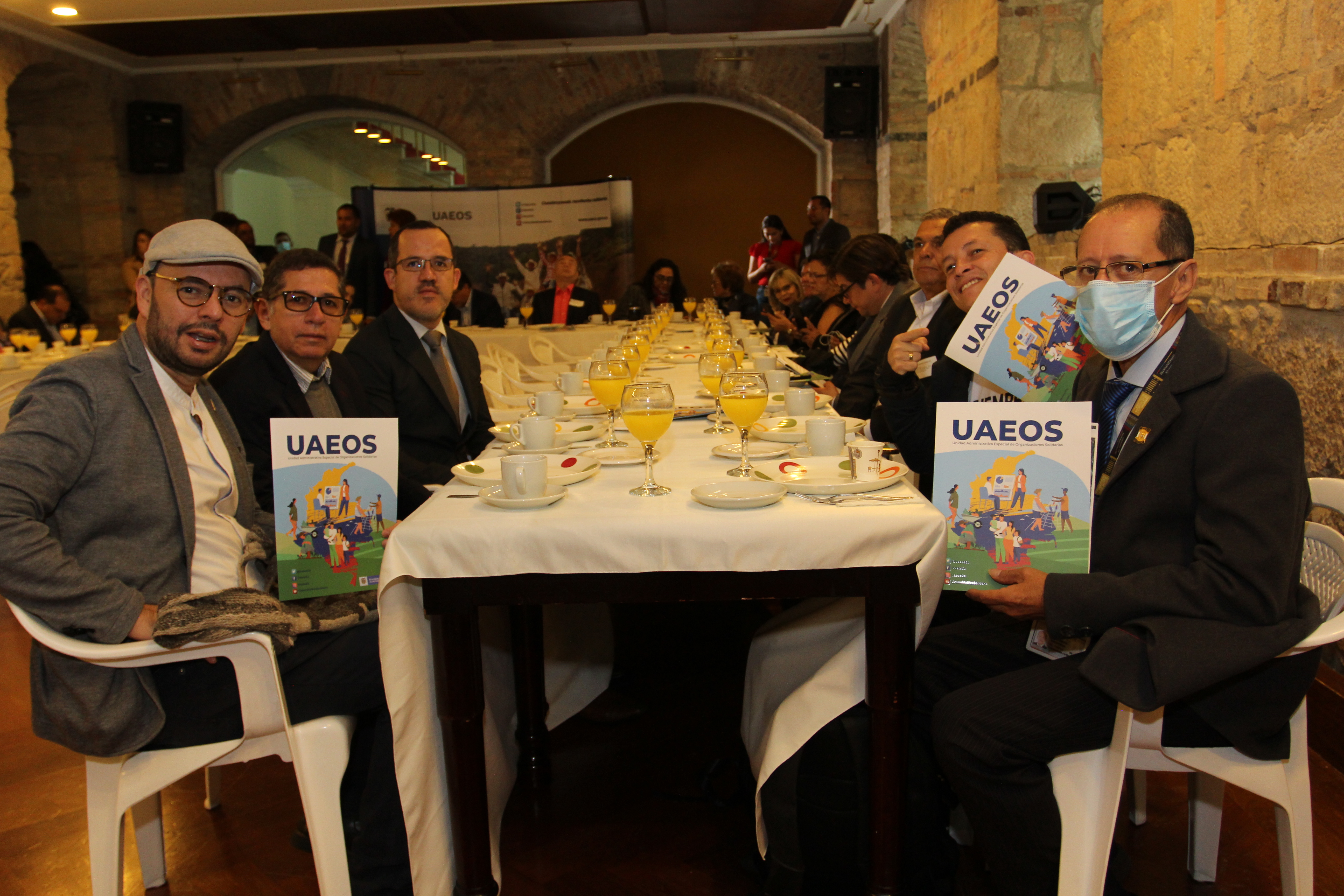 UAEOS presentó la Agenda de Asociatividad Solidaria para la Paz a congresistas y líderes del  sector solidario