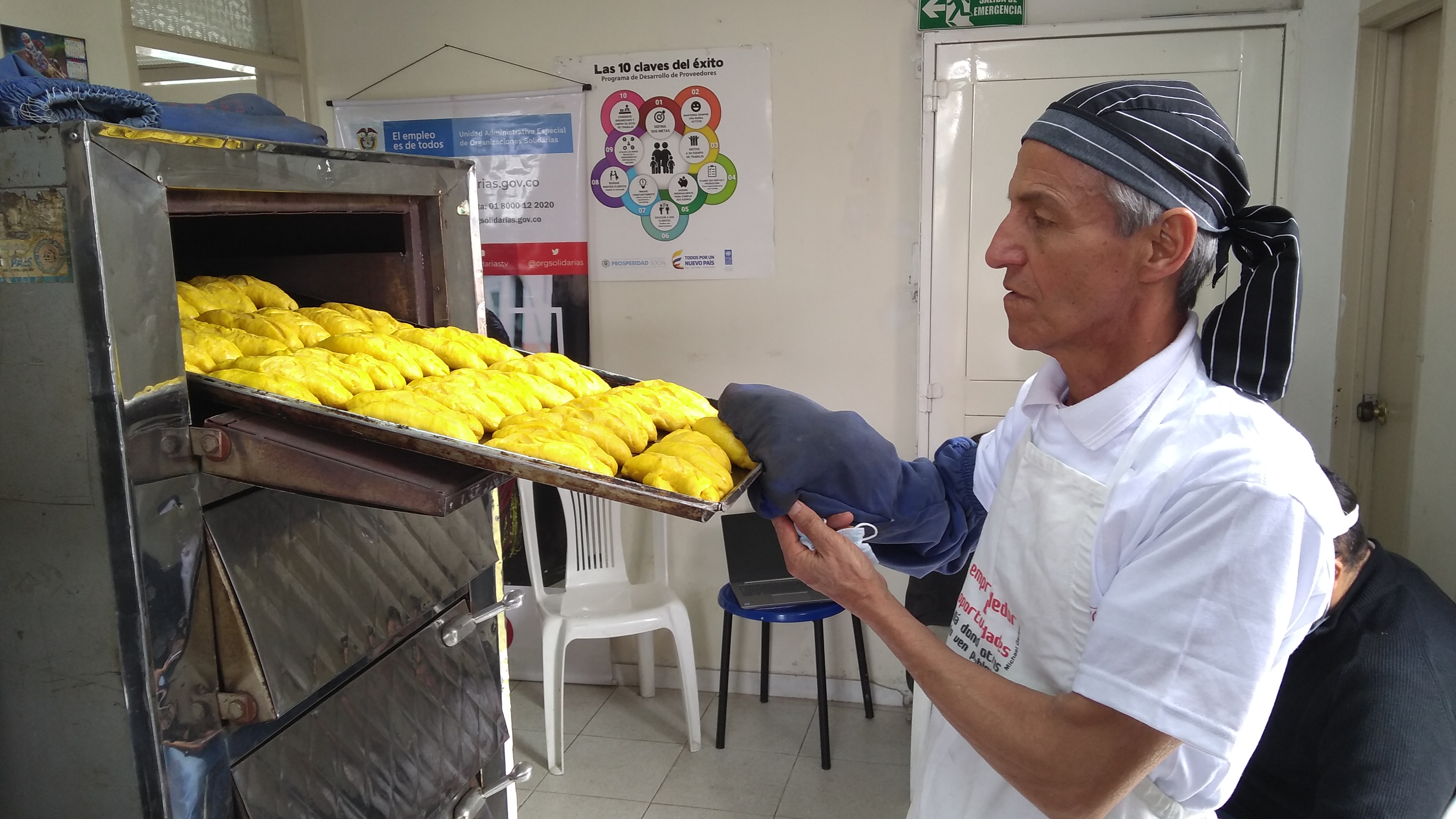 Desplazados Microempresarios del Pueblo de Colombia