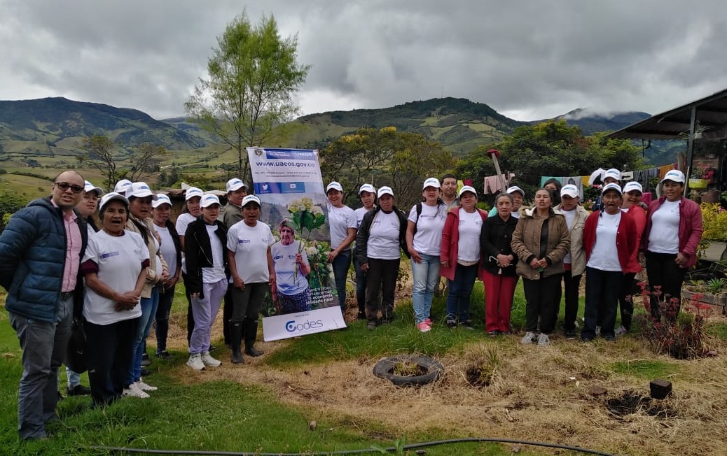 Organizaciones de economía solidaria se fortalecen gracias a la entrega de herramientas para la optimización de procesos Organizaciones de economía solidaria se fortalecen gracias a la entrega de herramientas para la optimización de procesos