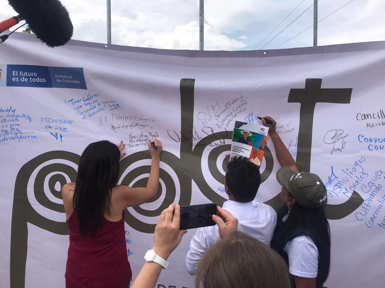 UAEOS impulsa los Programas de Desarrollo con Enfoque Territorial en el Cauca