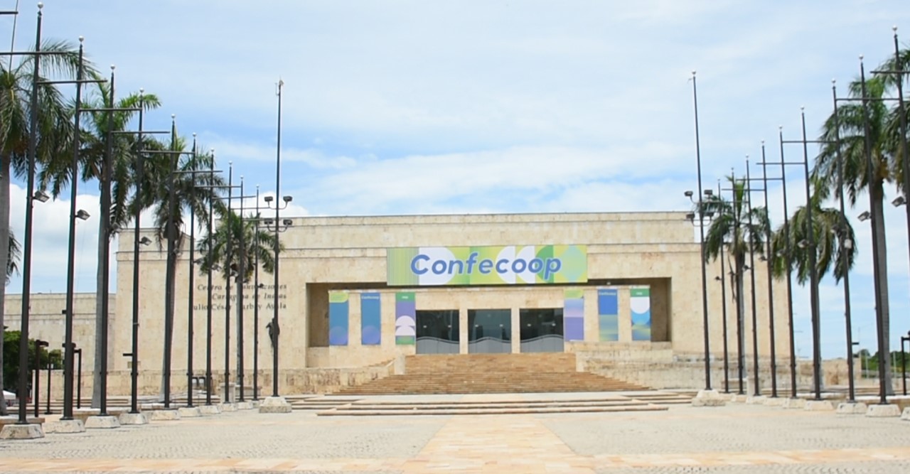 Gobierno promoverá mayor vinculación de colombianos al sector cooperativo Gobierno promoverá mayor vinculación de colombianos al sector cooperativo