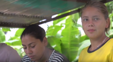 Colombianos hablan de los beneficios de la economía solidaria