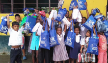 Sector solidario lleva sonrisas a los niños del Chocó