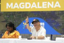 Continúa la estrategia “Gobierno con los Barrios Populares”, esta vez desde el Polideportivo del sur en Santa Marta