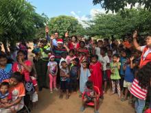 Campaña NaviDarSonrisas continúa por Colombia entregando regalos 