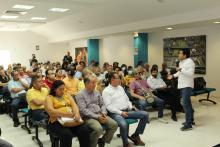 “Todos tenemos que cambiar el chip”