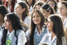 Avanza la formación en asociatividad solidaria en colegios