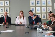 Mesa sectores trabajo y solidario